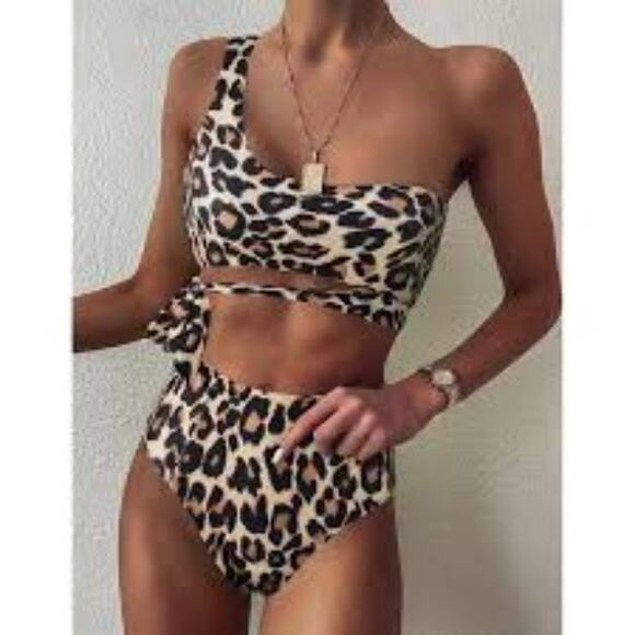 boutique Other - New Leopard Print One Shoulder Bikini Swimsuit Size Small